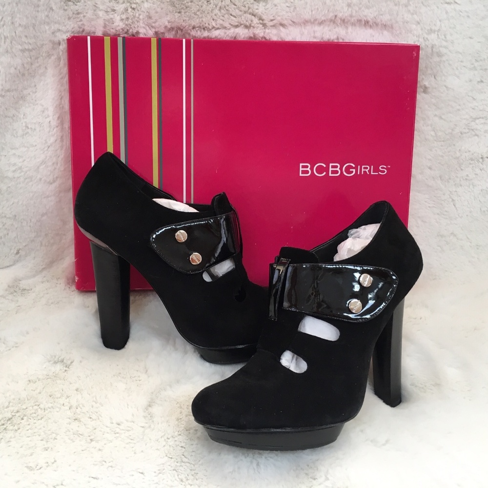 🎉HPx2🎉 BCBGirls 'KOALA' Black Booties